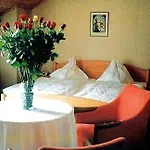Hotel Keramikhotel Goldener Brunnen Gmunden