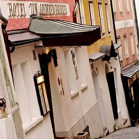 Keramikhotel Goldener Brunnen Hotell Gmunden