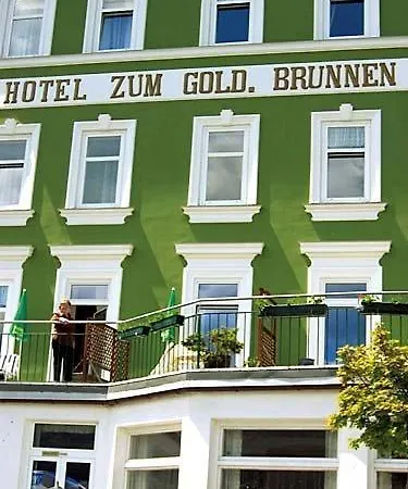 Keramikhotel Goldener Brunnen 3*